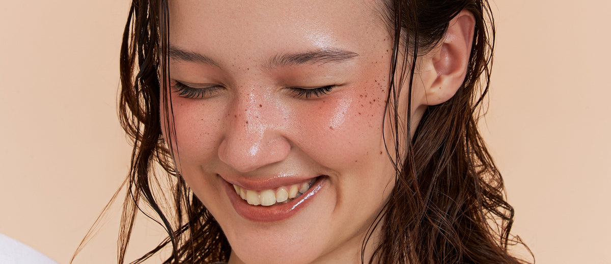 What Does Niacinamide Actually Do for Skin Tone and Pores?